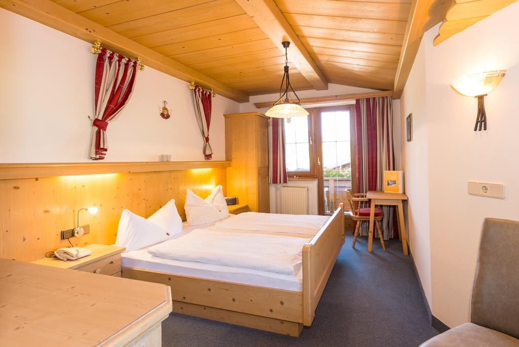 Hotel Landhaus Marchfeld 오버라우 외부 사진