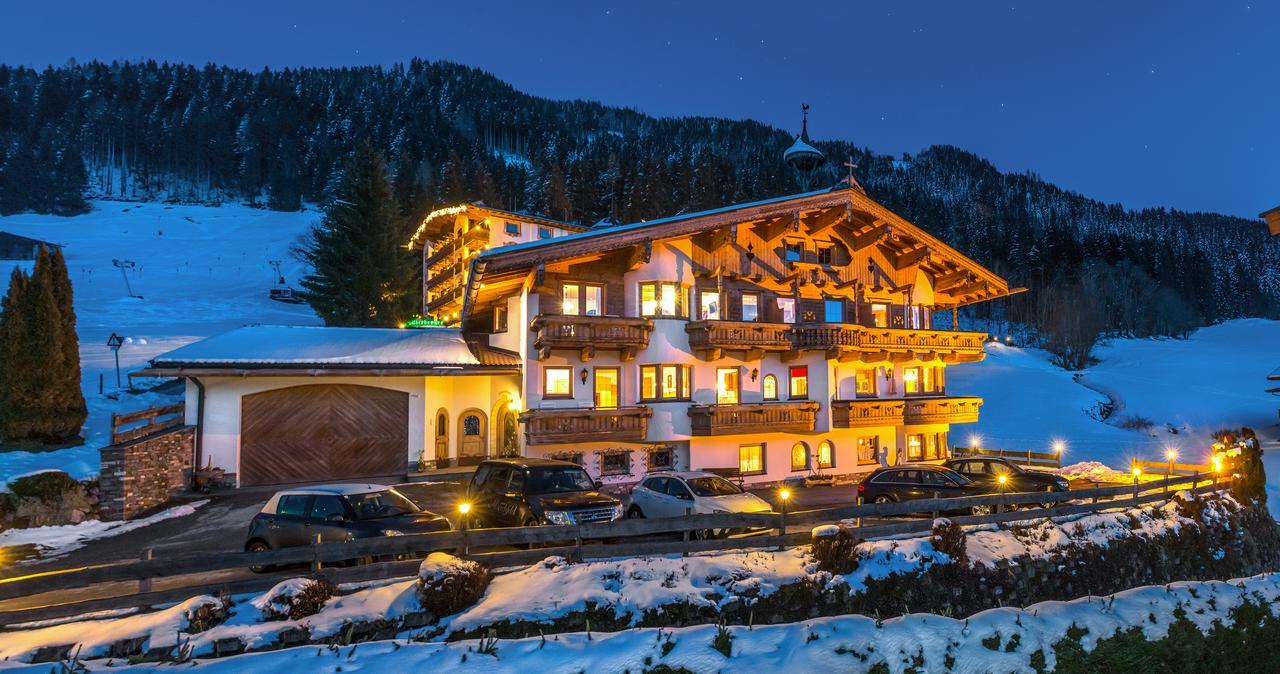 Hotel Landhaus Marchfeld 오버라우 외부 사진